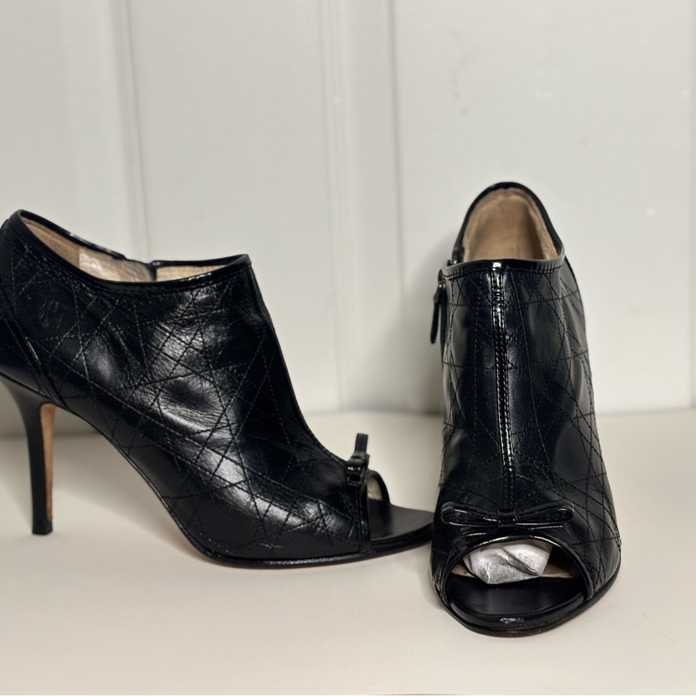 Elegant Black Peep-Toe Heels